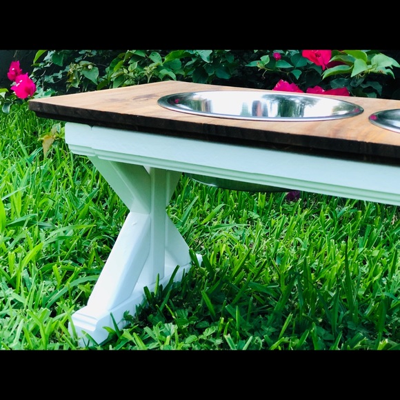 Raised Pet Feeder Stand - Picture 2 of 3